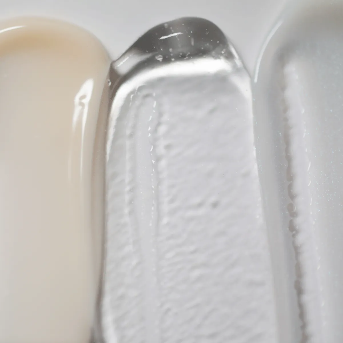 Light Therapy Boosting Face & Neck Cream - Image 7